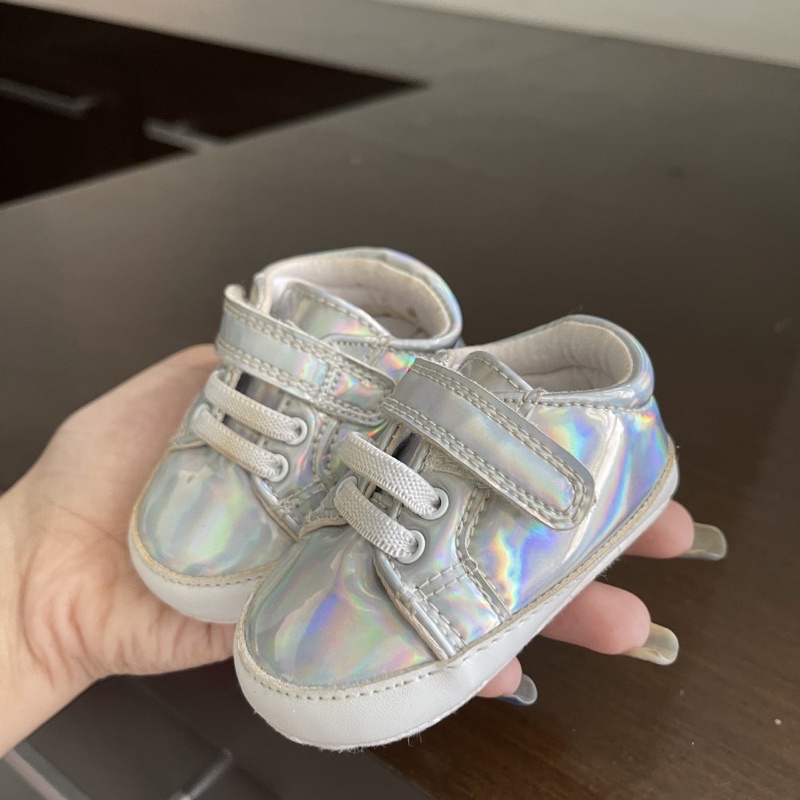 MOTHERCARE sepatu new born