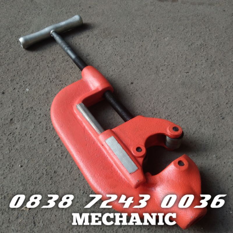 Alat Potong Pipa 4 Inch Tube Cutter 4 inch Potong besi Manual alat pemotong pipa besi 4 inch Manual