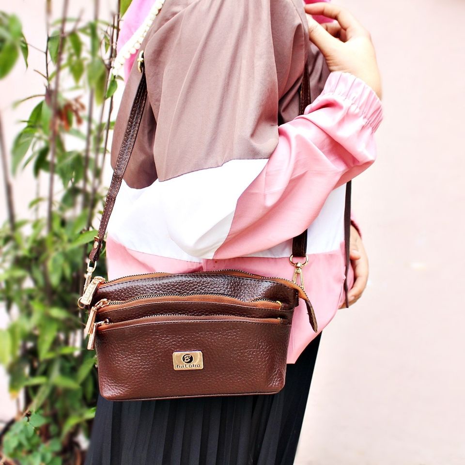 CLutch Tas Selempang Wanita B001435 Kulit Tas Batobo Set Box