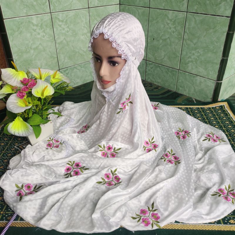 Mukena Terusan Sutra Blitz Mukena Terusan Sutra Blitz Bordir Mukena Terusan Sutra Blitz Tile Mukena 