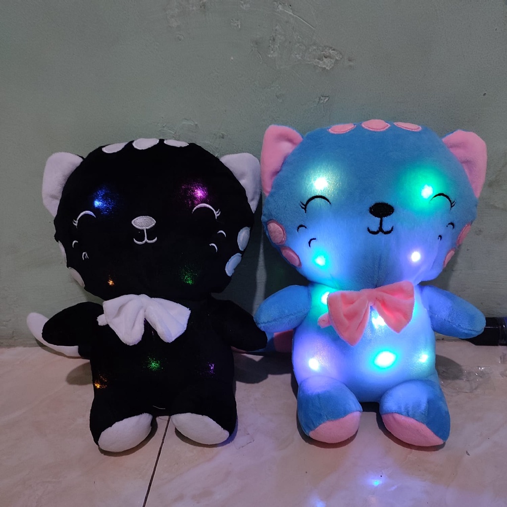 Boneka Kucing Lucu Imut Bisa Nyala Ada Lampu LED nya Cocok Buat Lampu Tidur/Kado/Hadiah Ulang Tahun