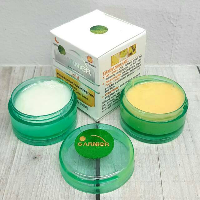 CREAM GARNIER SUSUN - CREAM GARNIER 2IN1 SIANG MALAM