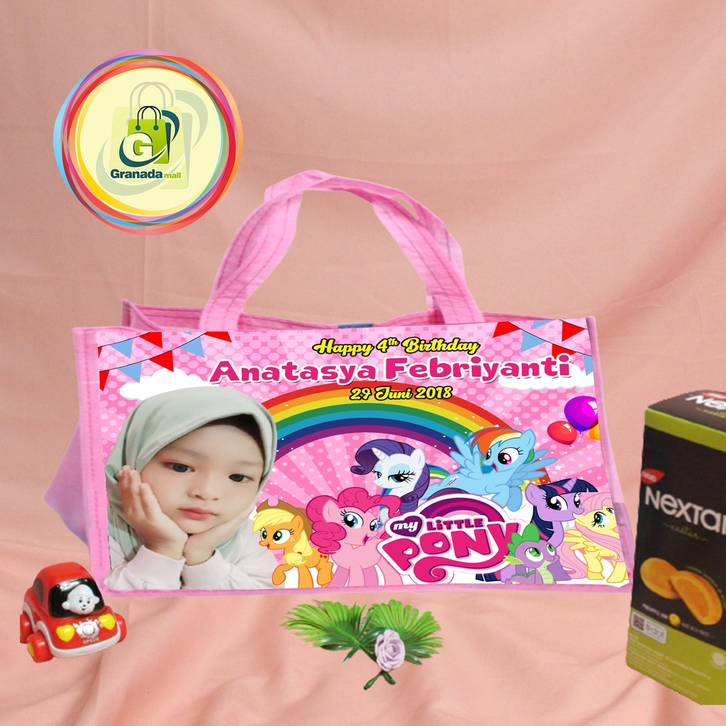 

GOODIE BAG ULTAH UK 27 X 30 X 22 (PXLXT) - CUSTOM MURAAAH