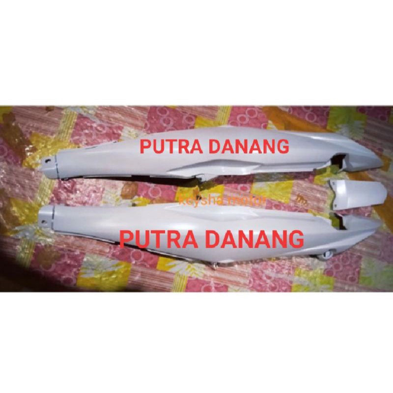 Cover Body Belakang Jupiter Z New Burhan Warna Putih Yamaha Jupiter Z Burhan