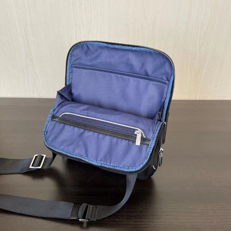 tas tumi arrive olten crossbody mirror selempang cowok terbaru p1shoes tas pria