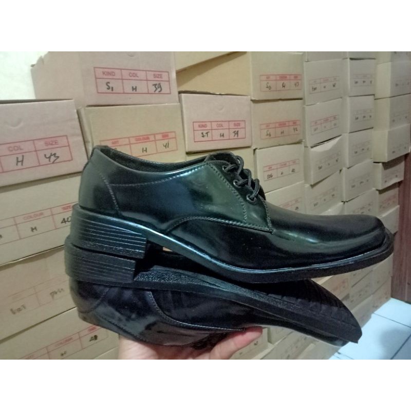 Sepatu pantofel pria Sepatu Pantofel formal sepatu pantovel warna hitam