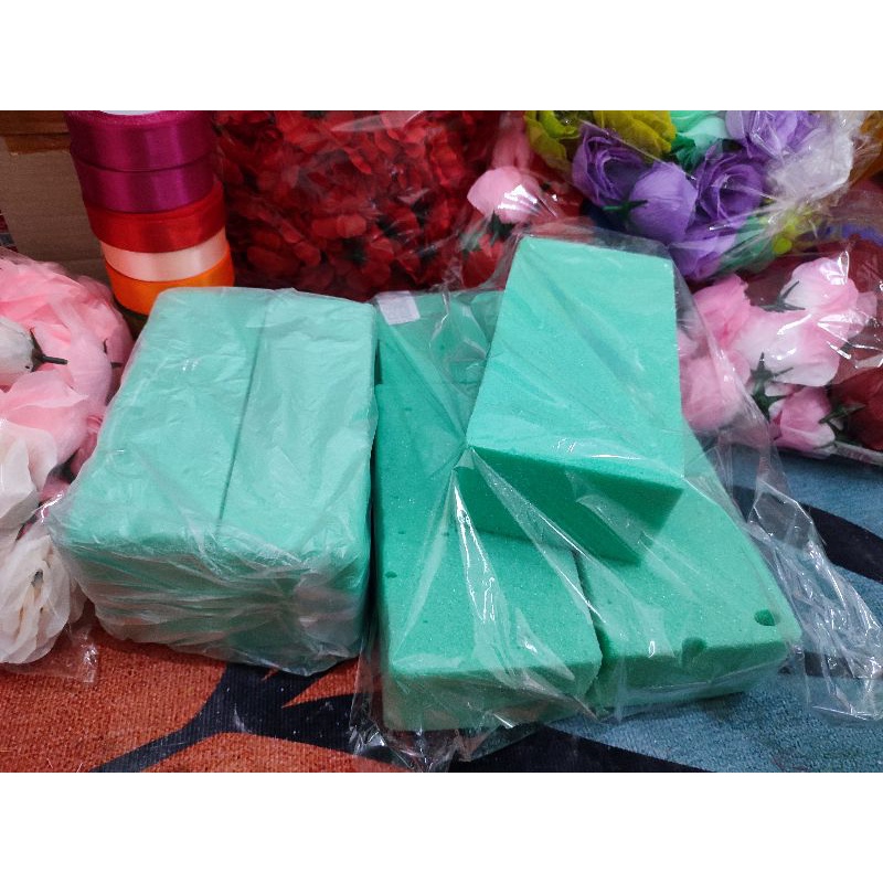 Spon bunga untuk Buket