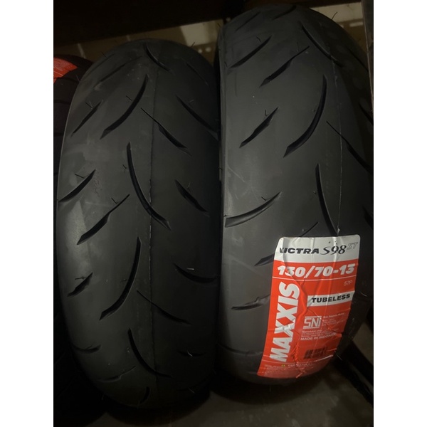 Ban maxxis victra 130/70-13