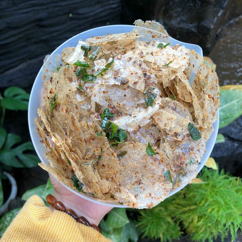 

KRIPCA KRIPIK KACA KRIUK PEDAS DAUN JERUK 100 gram
