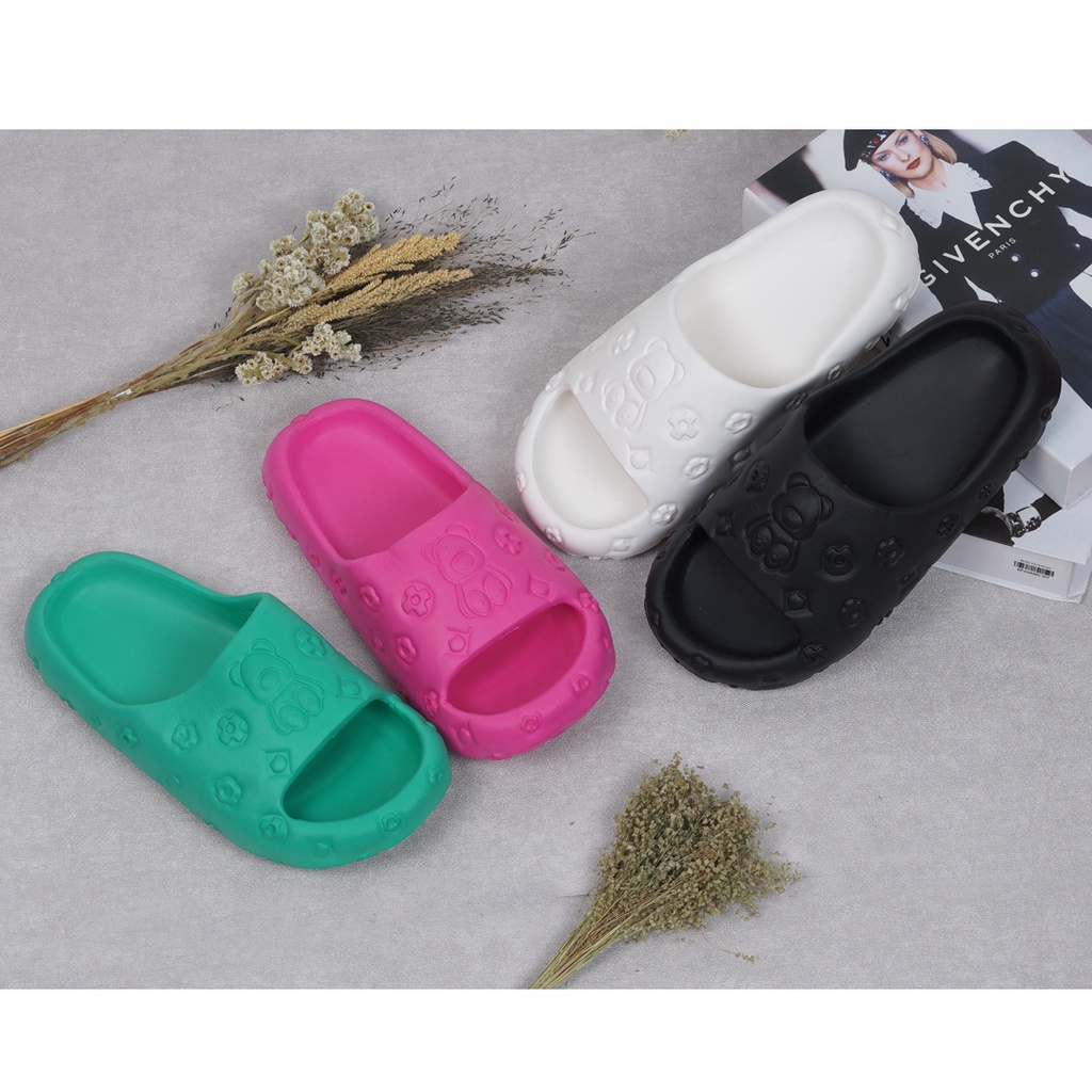 Sandal Slop Niso Bear / Slide Wanita Sisters Import