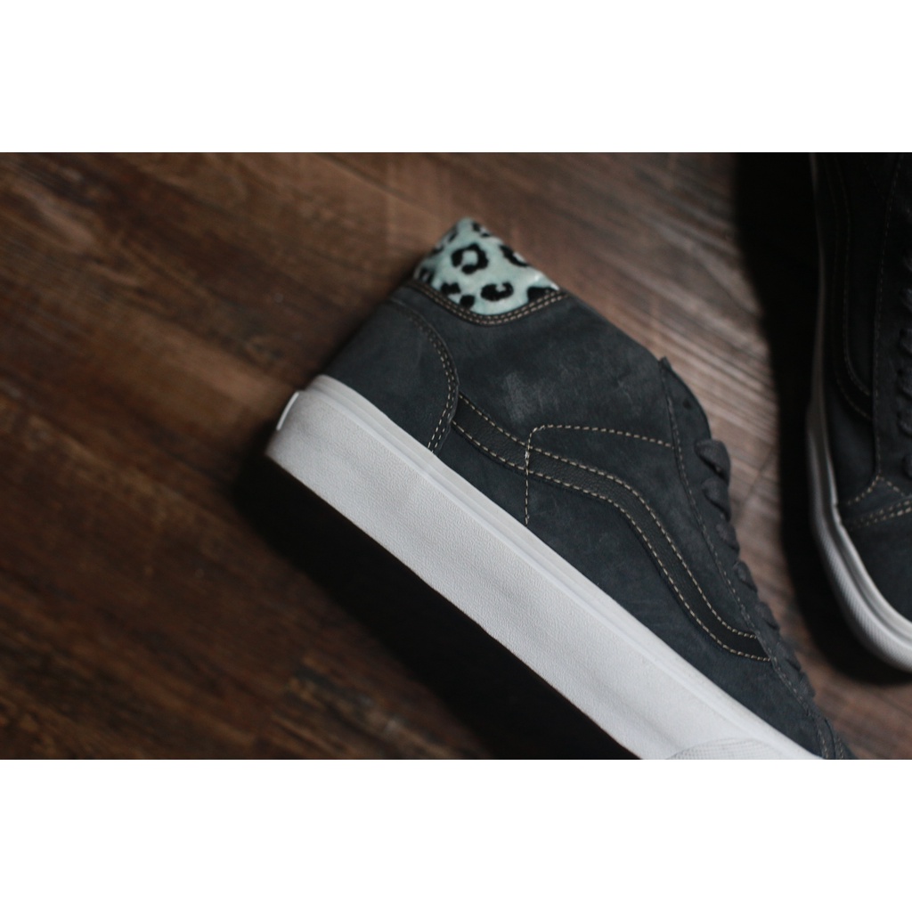 Endarfootwear - Vans Mid-Skool Vault Velvet Animal Leopard Mint