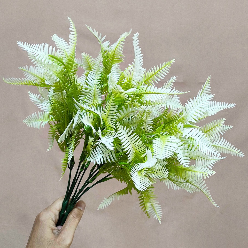 Artificial Leaf Bracken fern Daun Palsu Pastik Buatan Hias Dekorasi hias kantor rumah