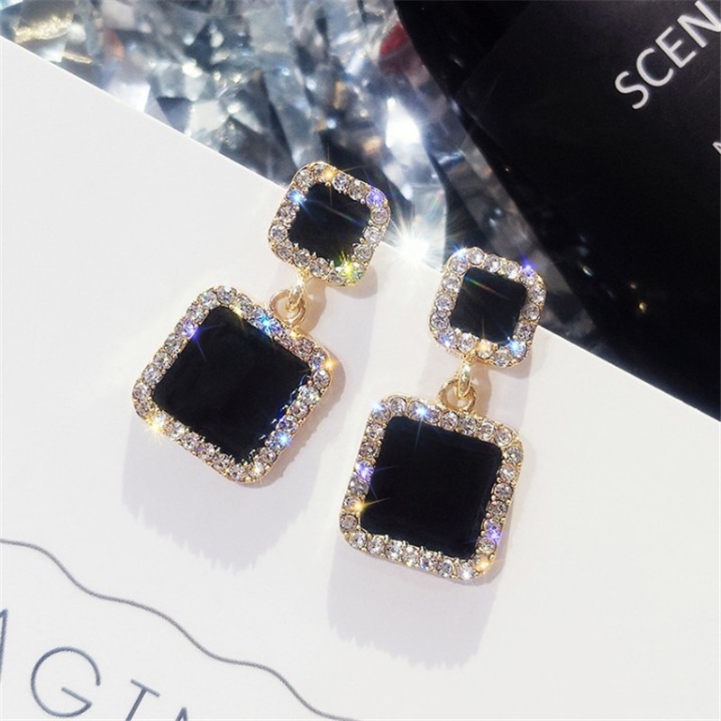 Trend Korea Anting Berlian Imitasi Persegi Hitam Untuk Wanita Fashion Geometri Kristal Perempuan Liontin Earrings Ladies Jewelry