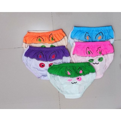1/2 lusin CD WANITA merk amanda meerkat 6 PC