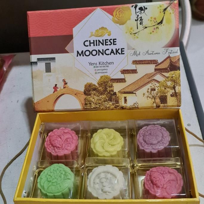 

snow skin mooncake