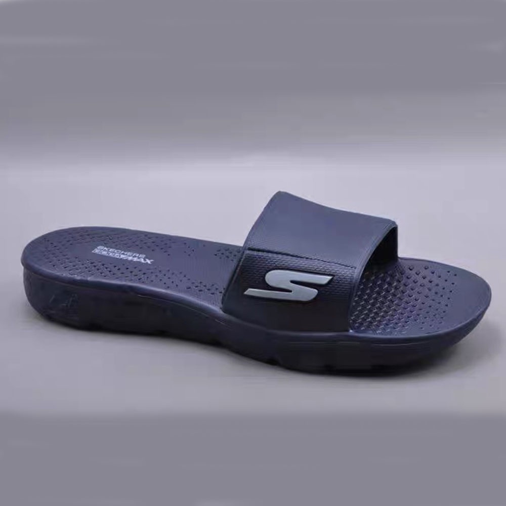 SKECHERS Sandal kasual pria terbaru  datar olahraga pria sandal anti selip tahan air