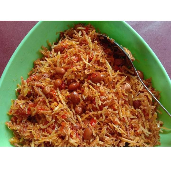 

☛Belanja di sini KENTANG MUSTOFA 250 GRAM PEDAS MANIS TERI KACANG GURIH .,,.,.,