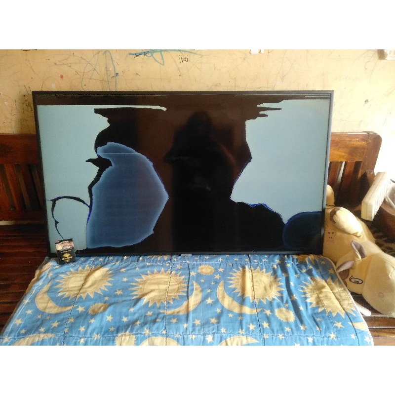 LED TV Smart TV Samsung (minus LED)