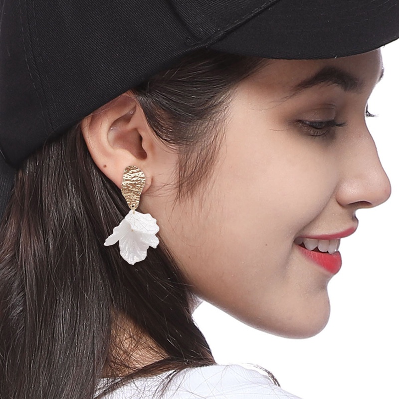 Anting Drop Kelopak Bunga Shell Putih Korea Untuk Wanita Pernyataan Baru Pendientes Perhiasan Trendi