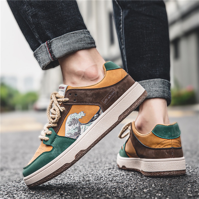 Highland Sepatu Pria Tali Sneakers Terbaru Casual Fashionable Sepatu Travelling Keren KSR114
