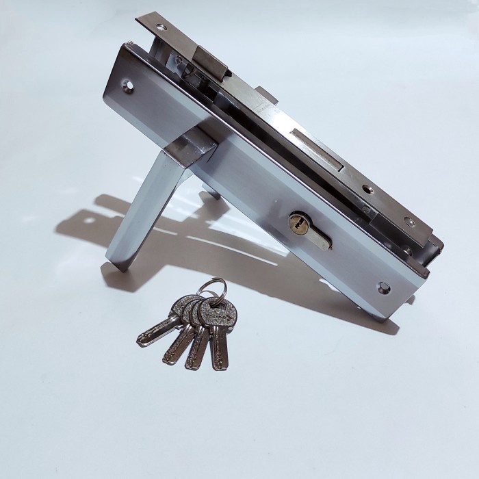 Gagang Kunci Pintu Rumah Cyl(Besar) Segi Netz