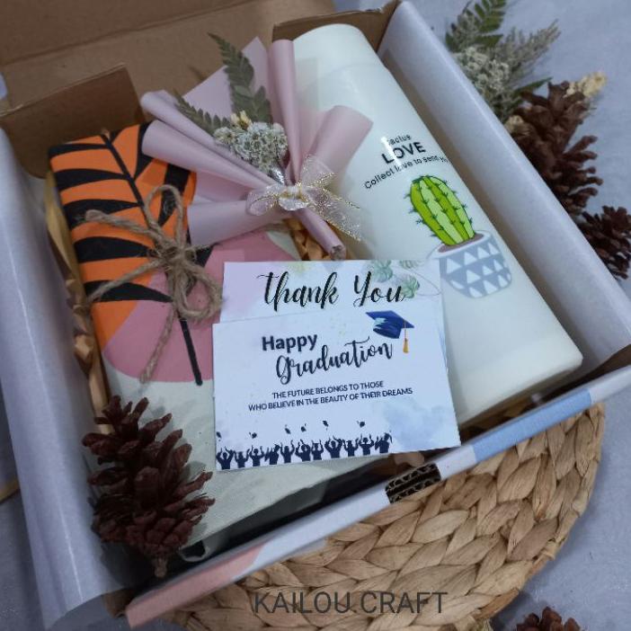 

Jangan Sampai Kehabisan!!!❄️ Kado Ulang Tahun | Kado Wisuda | Kado Cewek | Hampers Ulang Tahun | Kado Anniversary | Gift Box | Kado Ulang Tahun Cewek