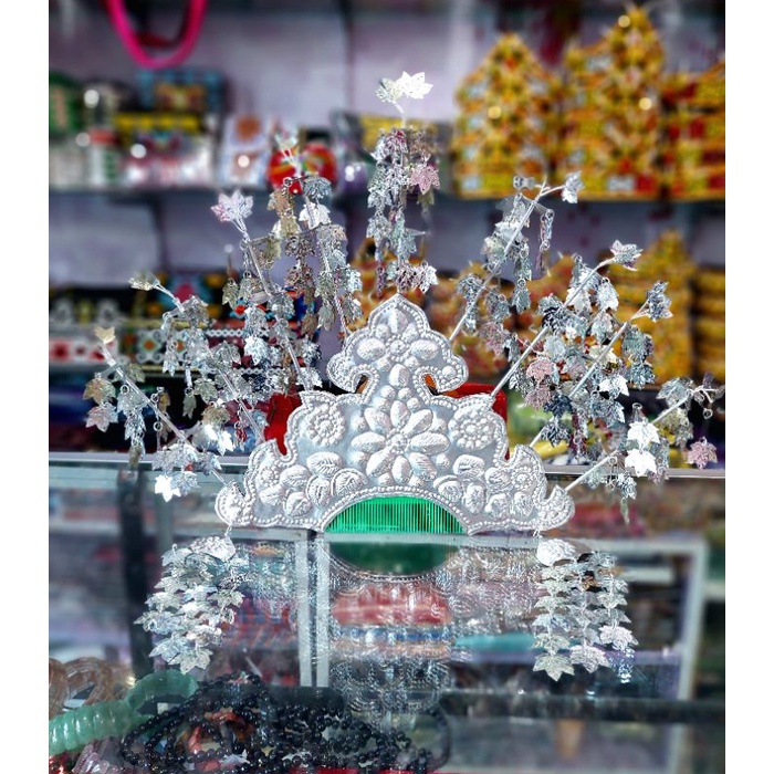 SUGU TINGGI /Hiasan Kepala DAYAK IBAN Perempuan  Dewasa