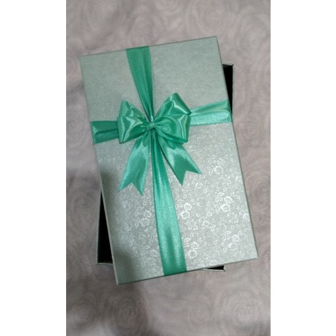 

KOTAK KADO/HADIAH/Gift Box Costum 25x15x5