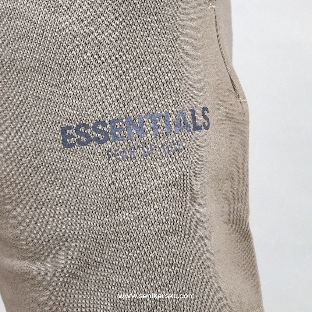 Essentials FOG Sweat Shorts Cement