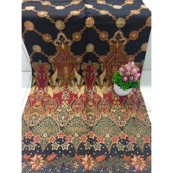 kain batik print pria wanita motif bahan katun warna merah hitam khas trusmi cirebon