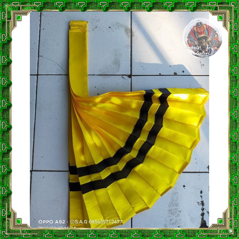 jatuhan / kain samping / jarik plisket / jarik celeng srenggi