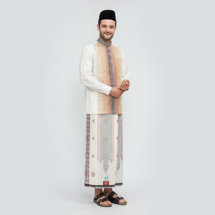 Sarung BHS Excellent Gold Motif JGF Putih Merah