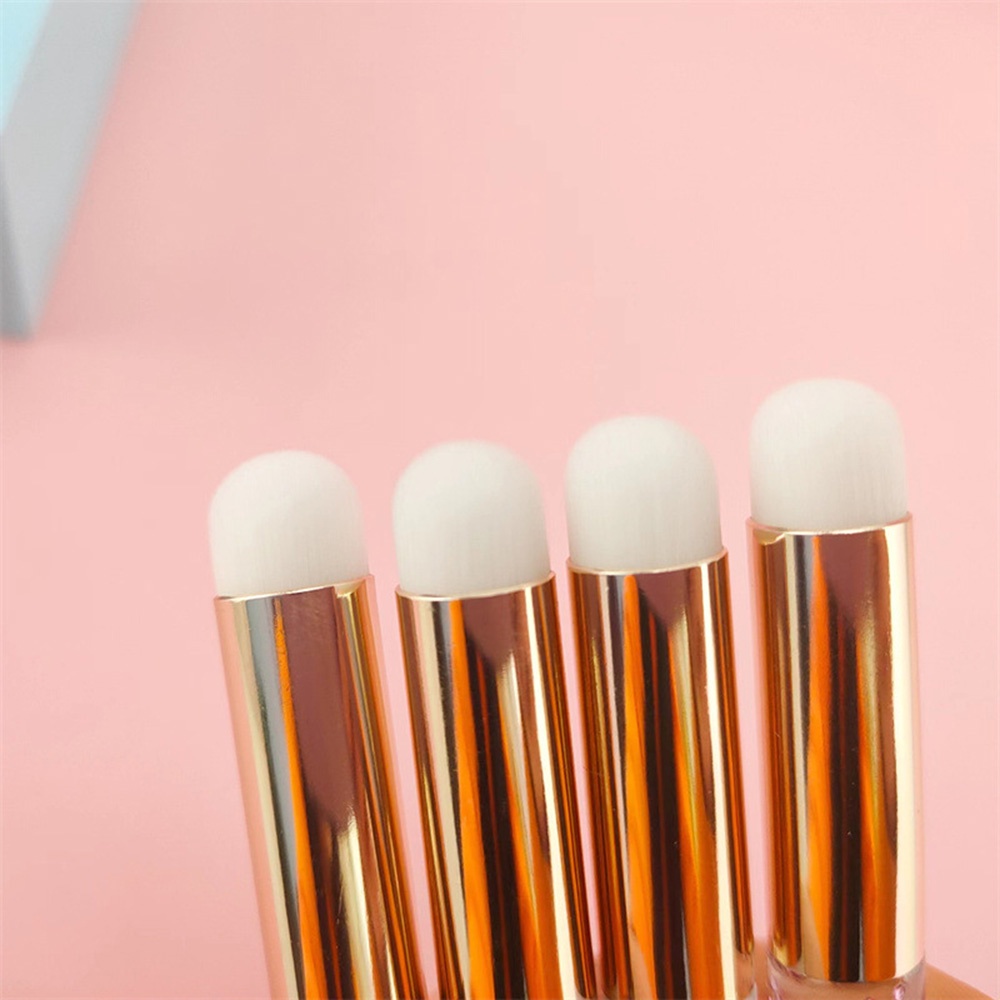 [COD Tangding]1pc Portable Kepala Bulat Kuas Bibir Concealer Makeup Brush Multifungsi Alat Kecantikan