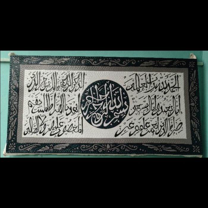 

Lukisan Kaligrafi - Lukisan Kaligrafi Surah Al Fatihah Ukuran 120X60 - Xlxcdriyoni