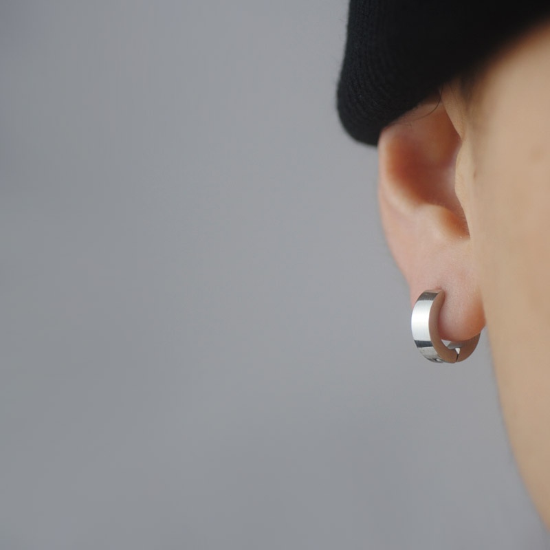 Papaozhu 1PC Punk Perak Hitam Chunky Hoop Earrings Untuk Pria Wanita Chic Anti Karat Cuff Earring Perhiasan Telinga Mode Sederhana