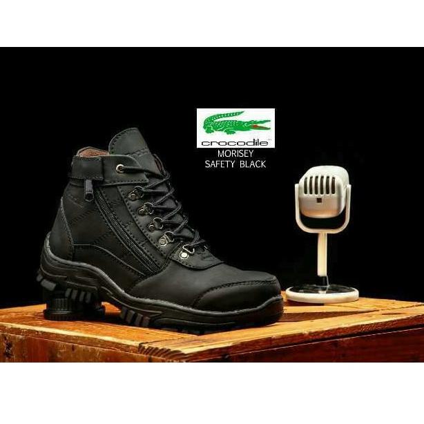 NPM.10De22ᴺ ‑ sepatu pria boots crocodile morisey safety boot tali sleting original