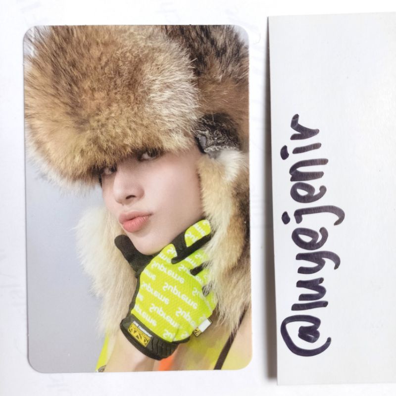 [ Take all ] photocard only Jungwoo free postcard doyoung season greetings digipack 2 baddies 1 Pors