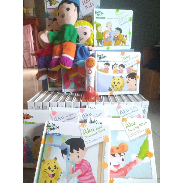 preloved Epen + boneka tangan kumi saliha sali