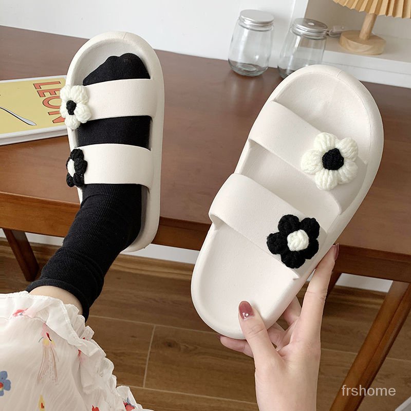 Sandal cinta manis sandal wanita luar memakai ins angin rumah kamar mandi dalam ruangan anti-slip te