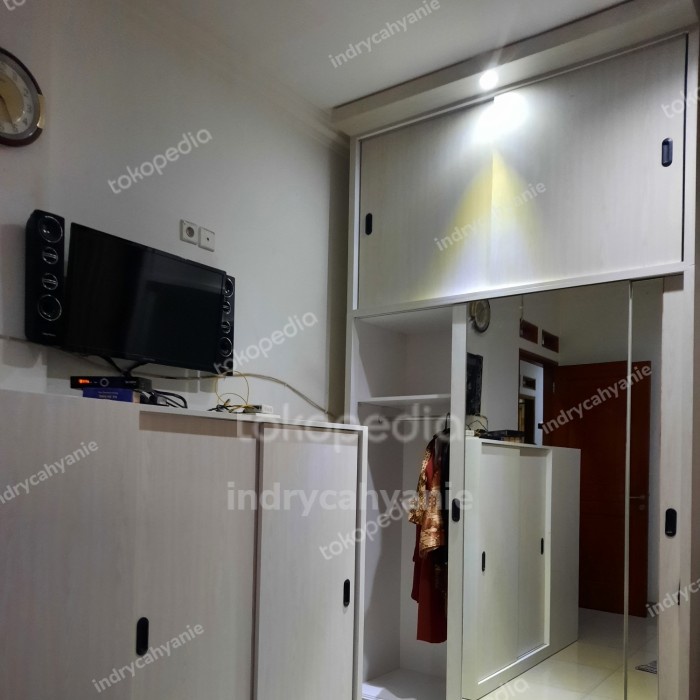 lemari wardrobe hpl duco minimalis modern 2 pintu slide