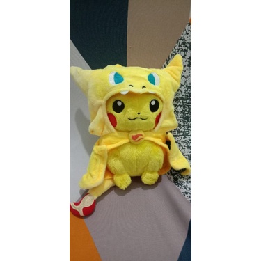 Boneka pokemon Pikachu kostum original brand Takara Tomy boneka Pikachu pokemon listrik