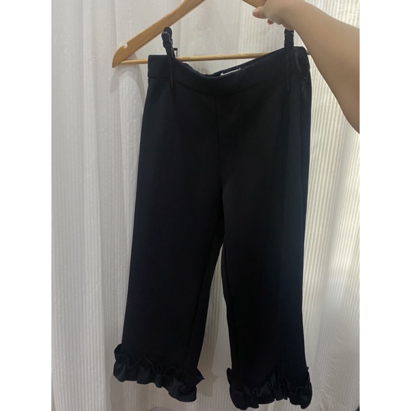 PRELOVED CELANA MAVEN