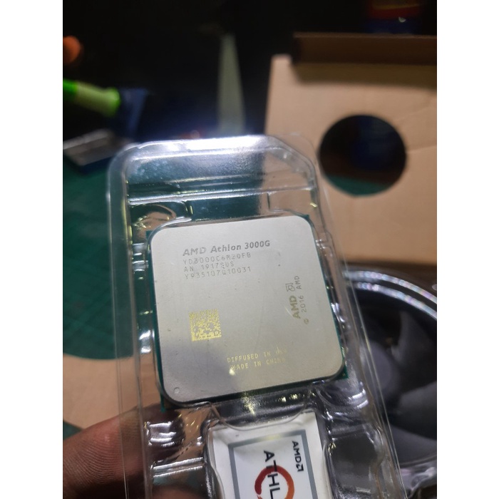Amd athlon 3000g bekas + Fan AMD Wraith Spire Cooler