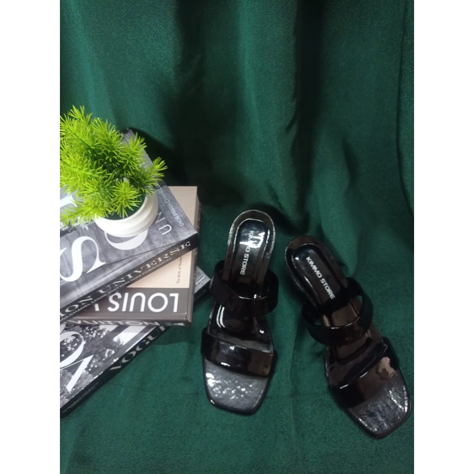 sandal hak kaca wanita 5 cm ban 2