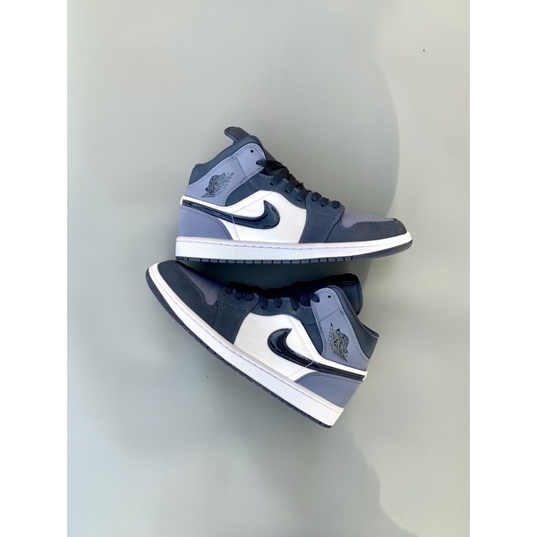 AJ1 Mid Sanded Obsidian