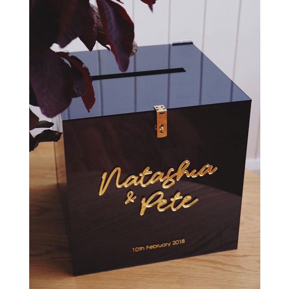 

akrilik kotak amplop