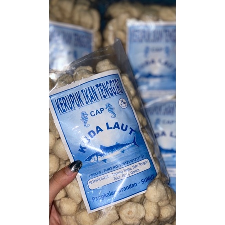 

KERUPUK IKAN TENGGIRI