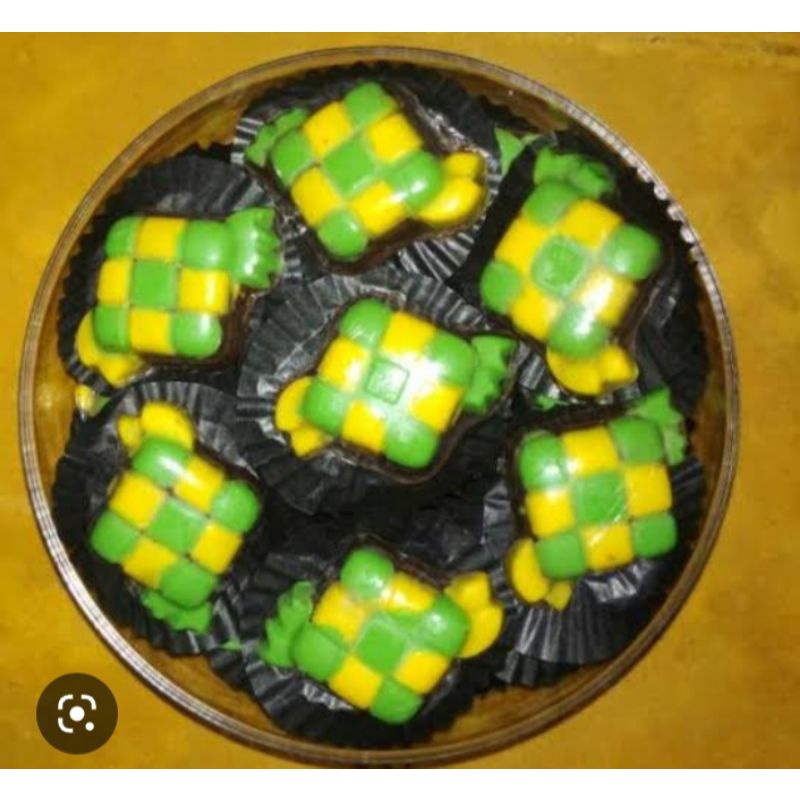 

aneka coklat carakter bisa mic karakter campur ataw random