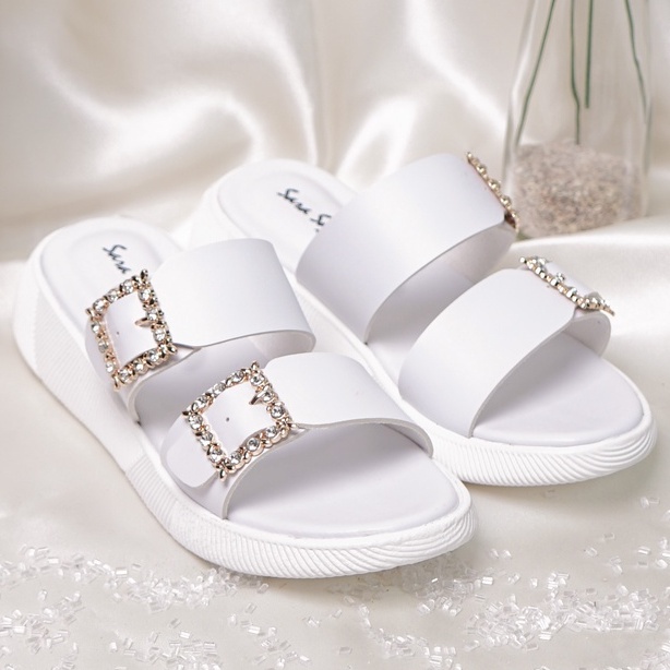 SARASARA YUK - Sandal Wanita Slop Casual Model Birken Sol Puyuh SARA SARA JOA ALL COLOR Sendal Cewek Kulit Santai Strap Gesper dua Empuk Size 36 37 38 39 40 Warna White Putih Selop Anti Slip Premium Original Terbaru Shoes ORI Mall Official Store