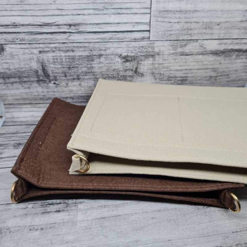 Felt Bag organizer for toiletry pouch bag - escale ( ada ring cantelan ) / insert bag